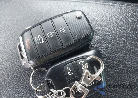 2017 Kia Optima Lx from USA, damaged, VIN 5XXGT4L3XHG160271